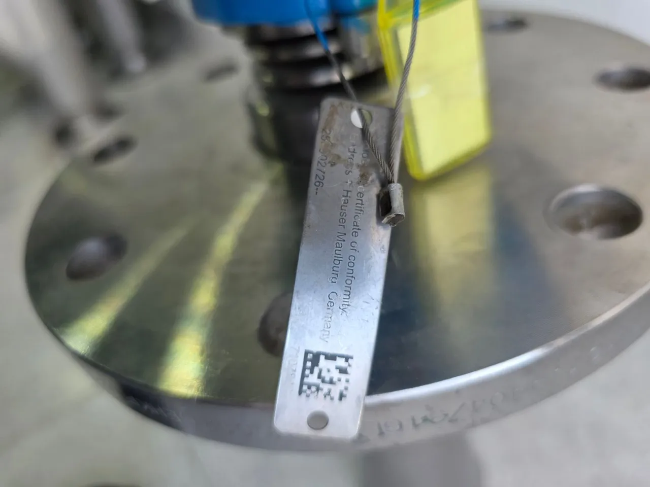 Close-up of the process connection and DN100 PN16 flange