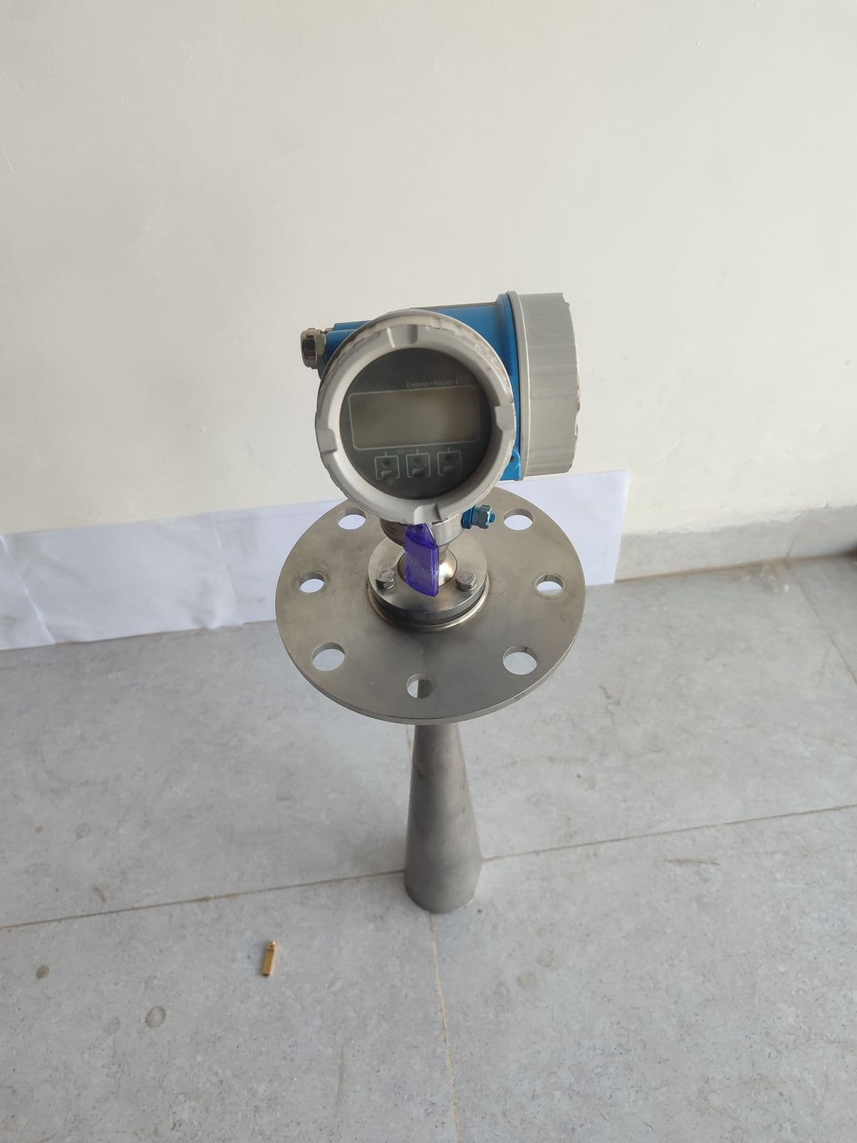 Endress+Hauser Micropilot FMR57 radar level transmitter (solids) — photographed in Barmaan's warehouse