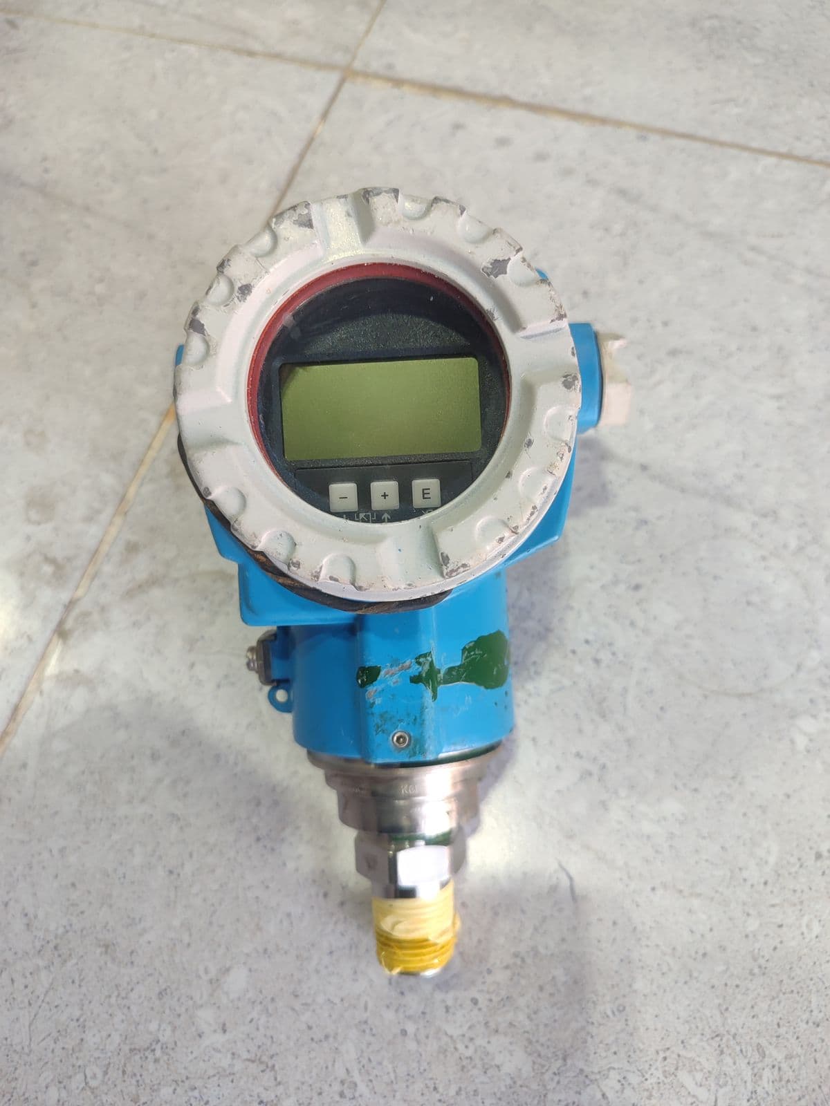 Endress+Hauser Cerabar S PMP71 Pressure Transmitter — metallic sensor, direct process connection, 4…20 mA HART — unit 2 in Barmaan's warehouse, photo 1