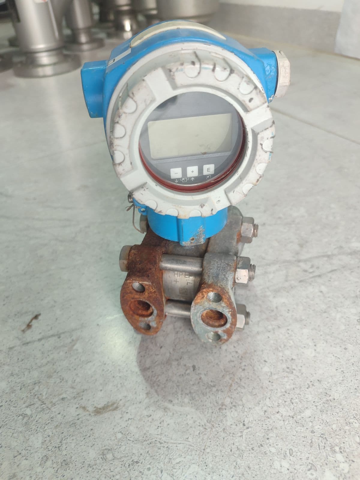 Endress+Hauser Deltabar S PMD75 Differential Pressure Transmitter — 4…20 mA HART — unit 6 in Barmaan's warehouse, photo 1