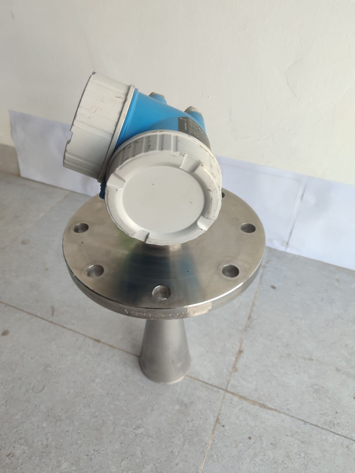 Endress+Hauser Micropilot FMR51 radar level transmitter — photographed in Barmaan's warehouse