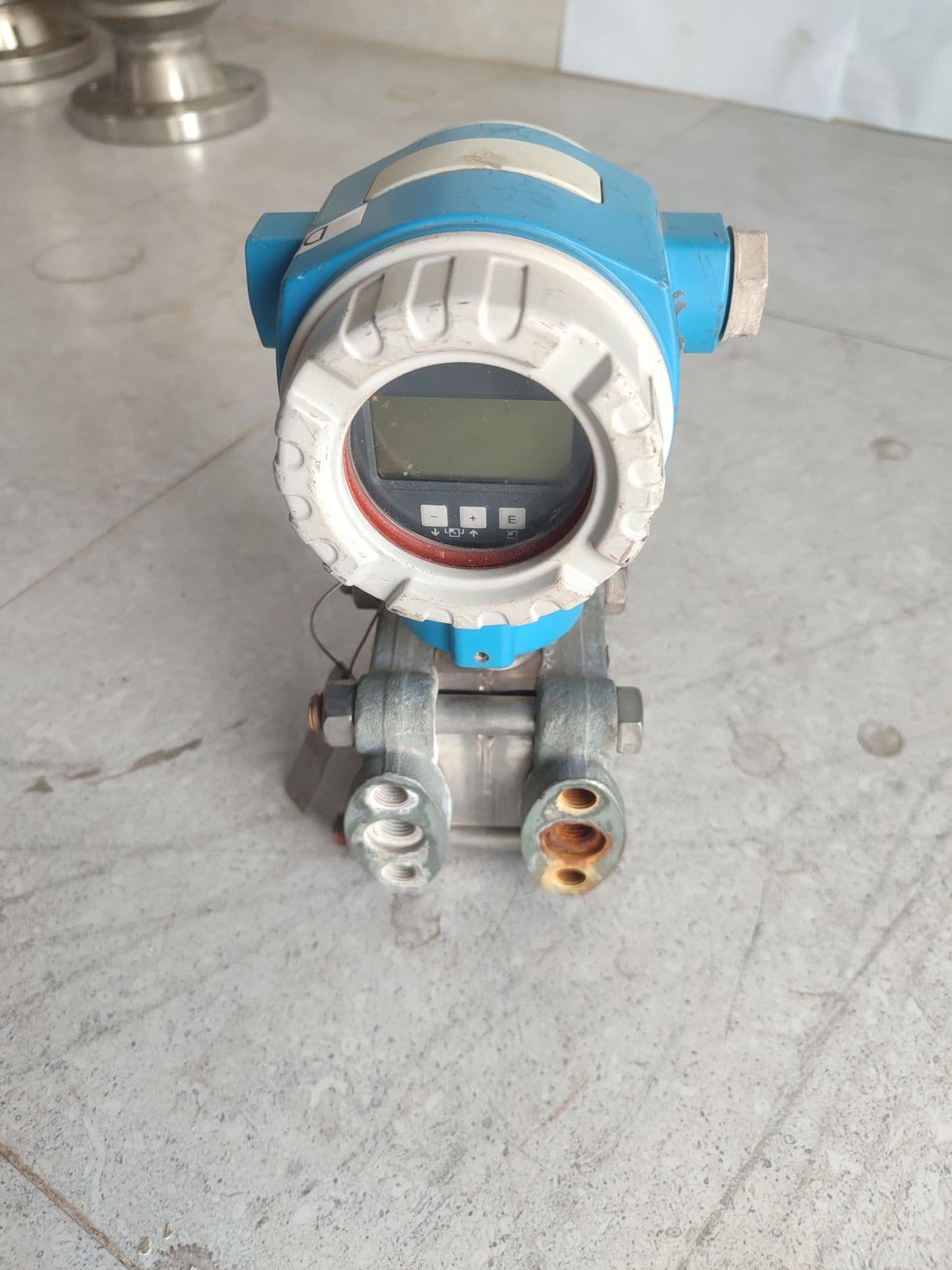 Endress+Hauser Deltabar S PMD75 Differential Pressure Transmitter — 4…20 mA HART — unit 17 in Barmaan's warehouse, photo 1