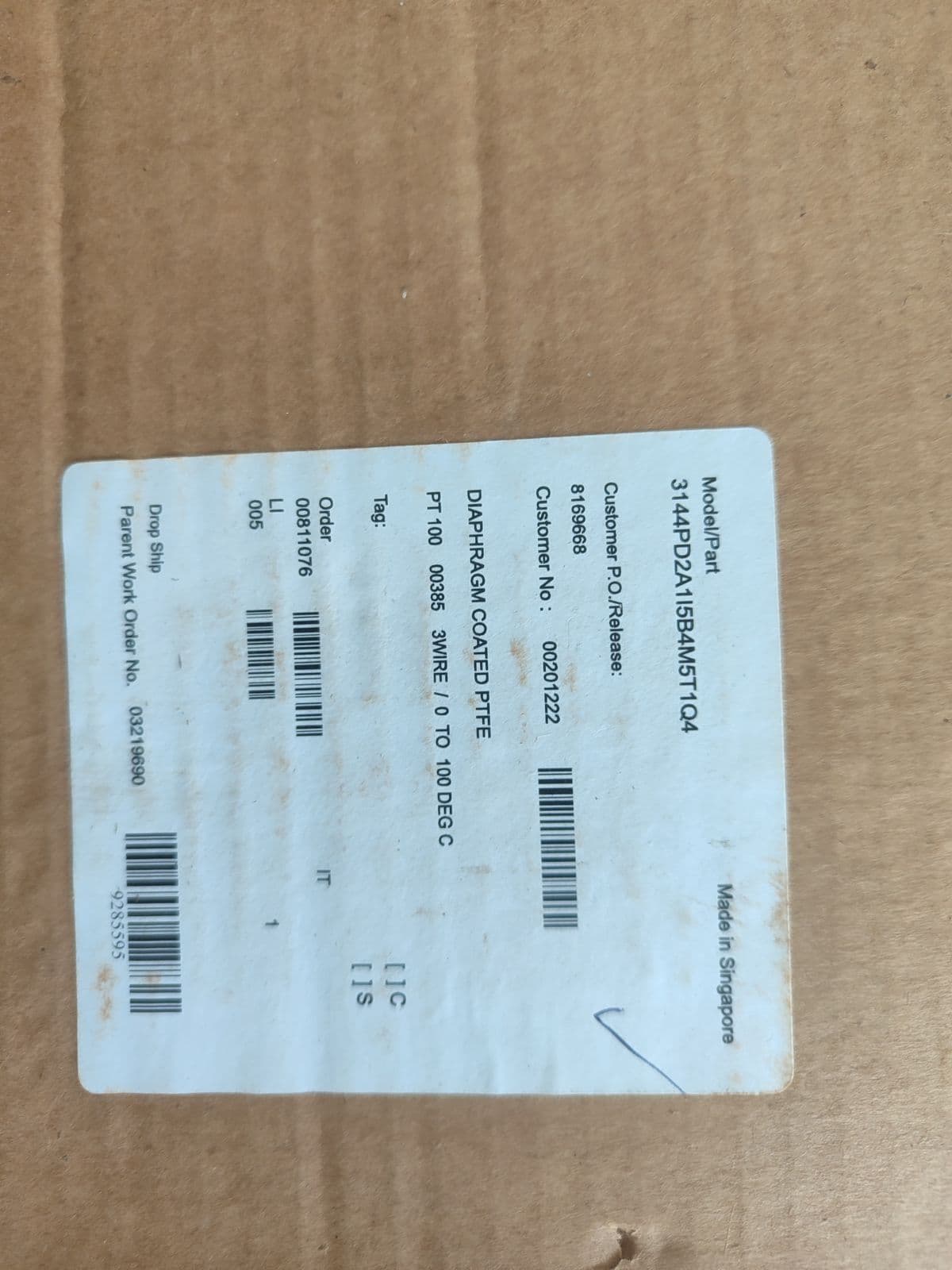 Rosemount 3144P Temperature Transmitter (Emerson) — Universal Input, FOUNDATION Fieldbus — unit 1 in Barmaan's warehouse, photo 6